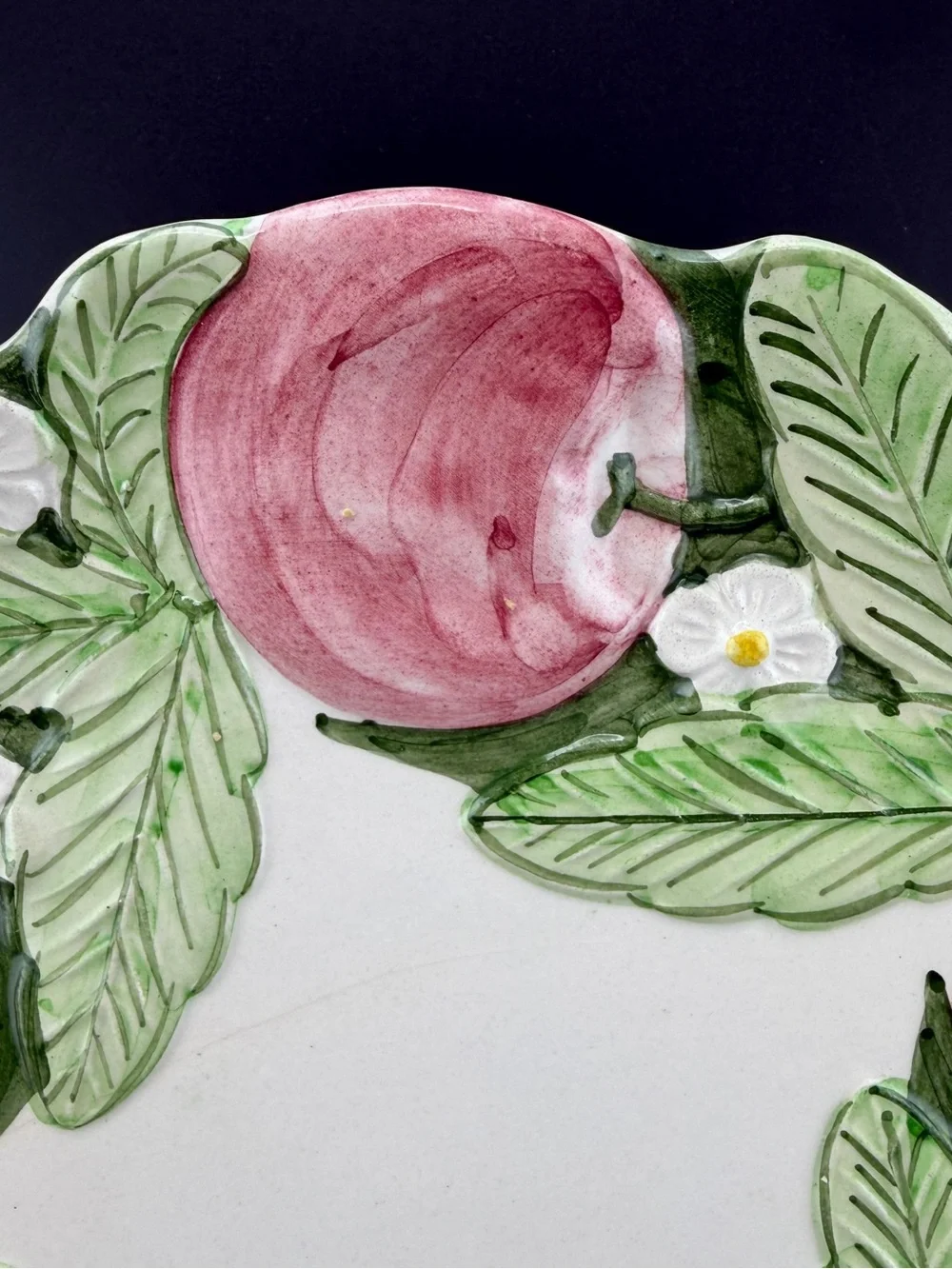 Vintage Majolica Apple Leaf Plate 8.5
